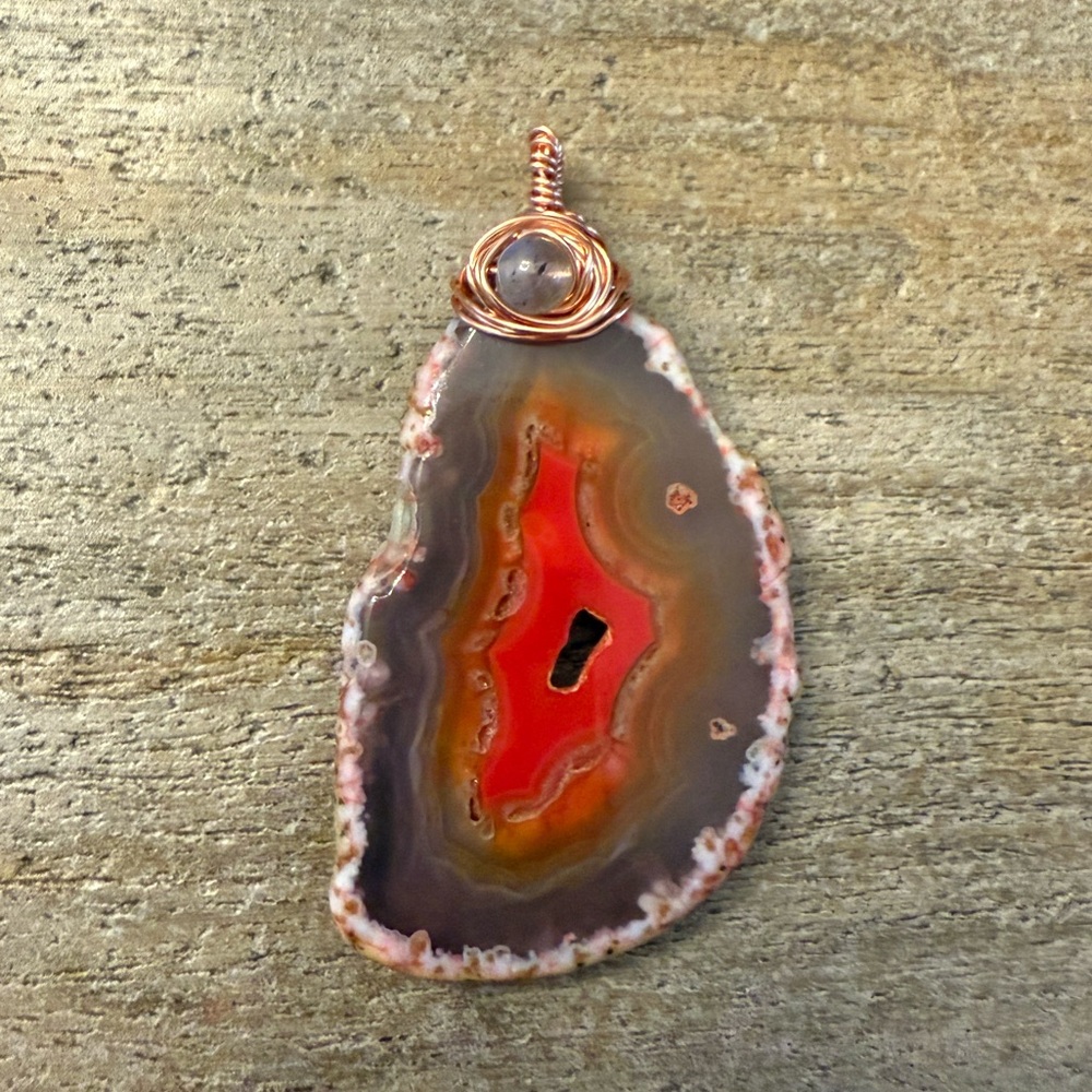 Agate pendant